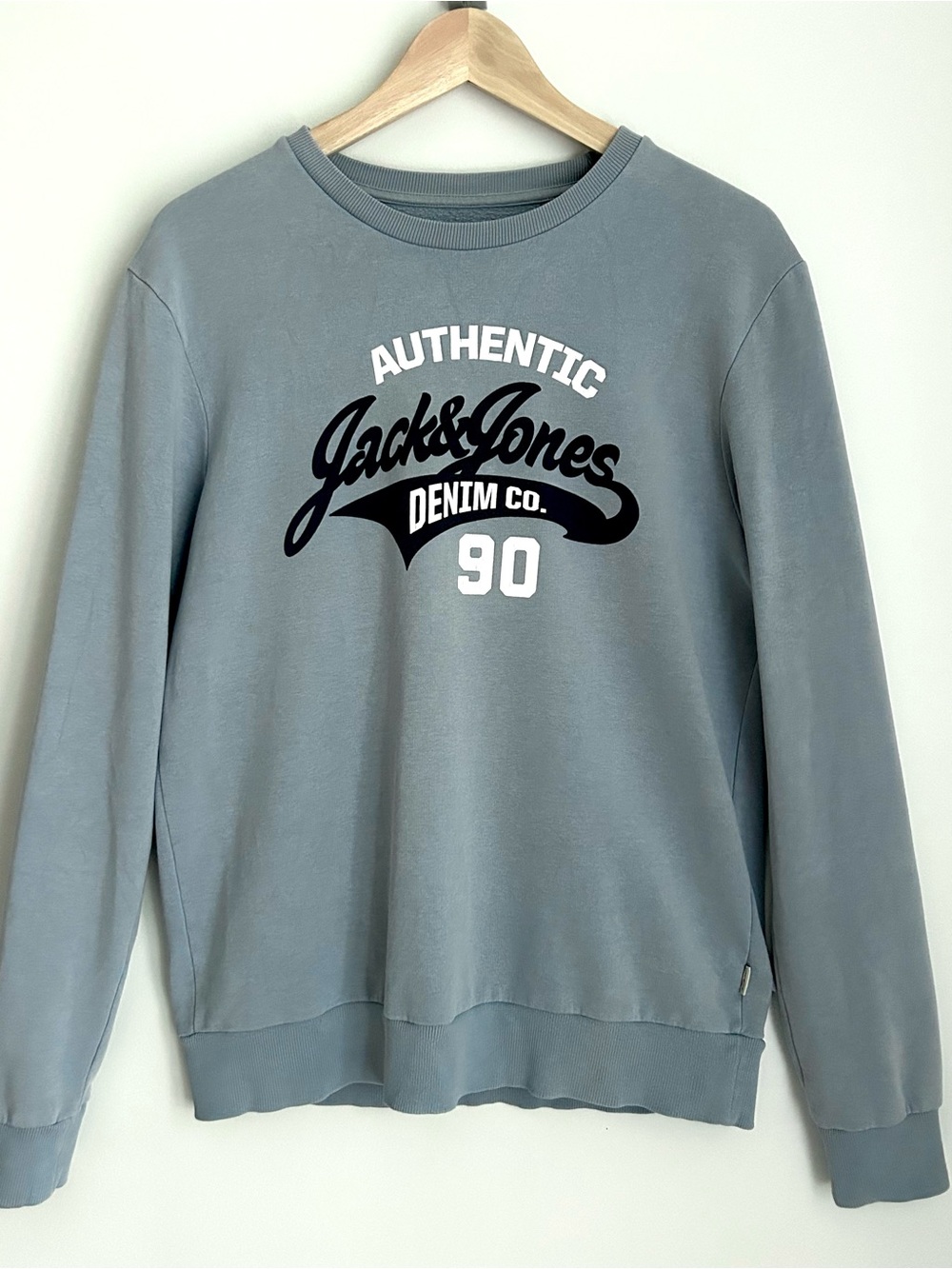 🔥2/20$🔥 Jack & Jones Men's Light Blue Logo Sweatshirt, Size Medium